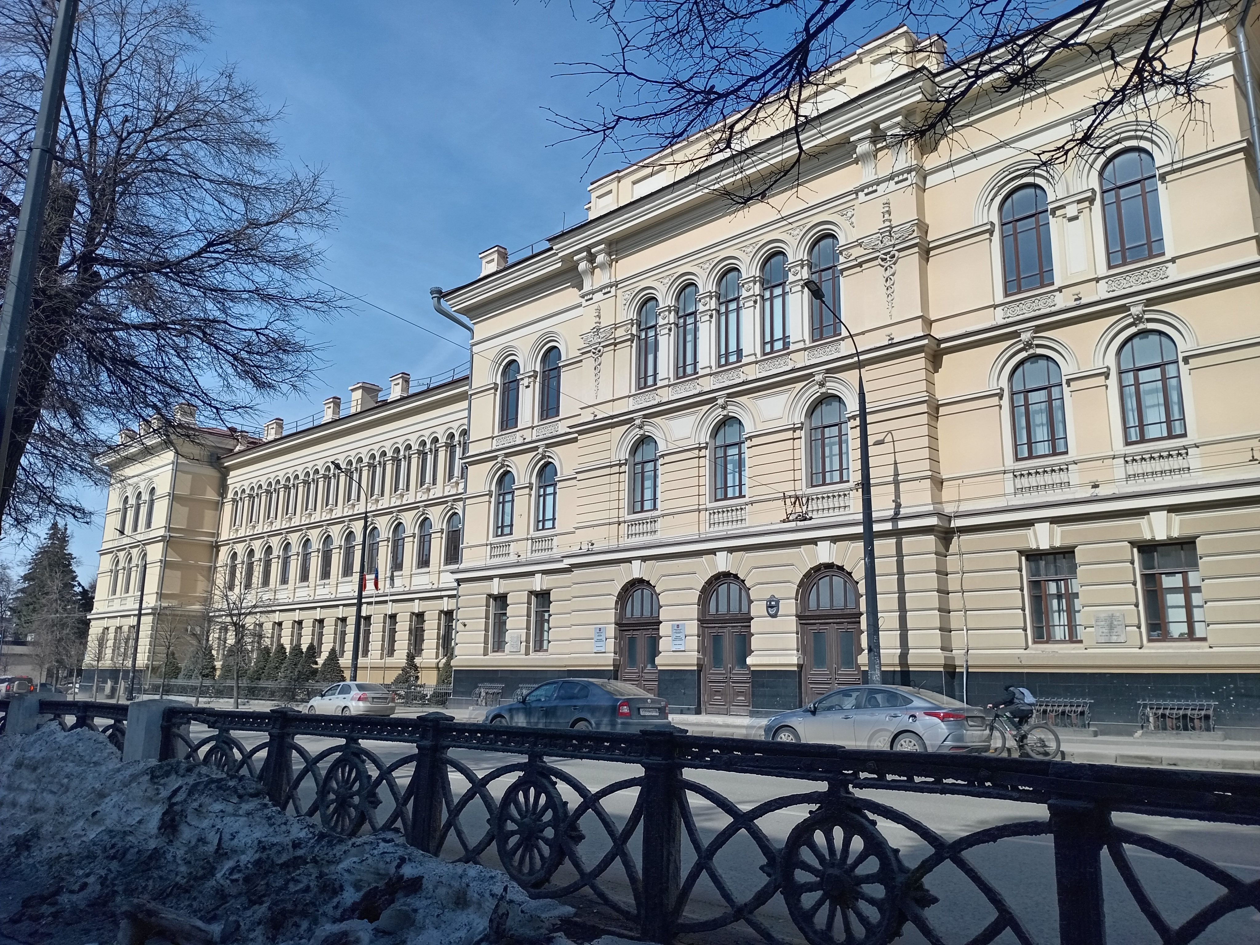 Учебный корпус Казанского государственного аграрного университета, где в 1928 году располагалось сельскохозяйственное училище. Фото: Ольга Иванычева