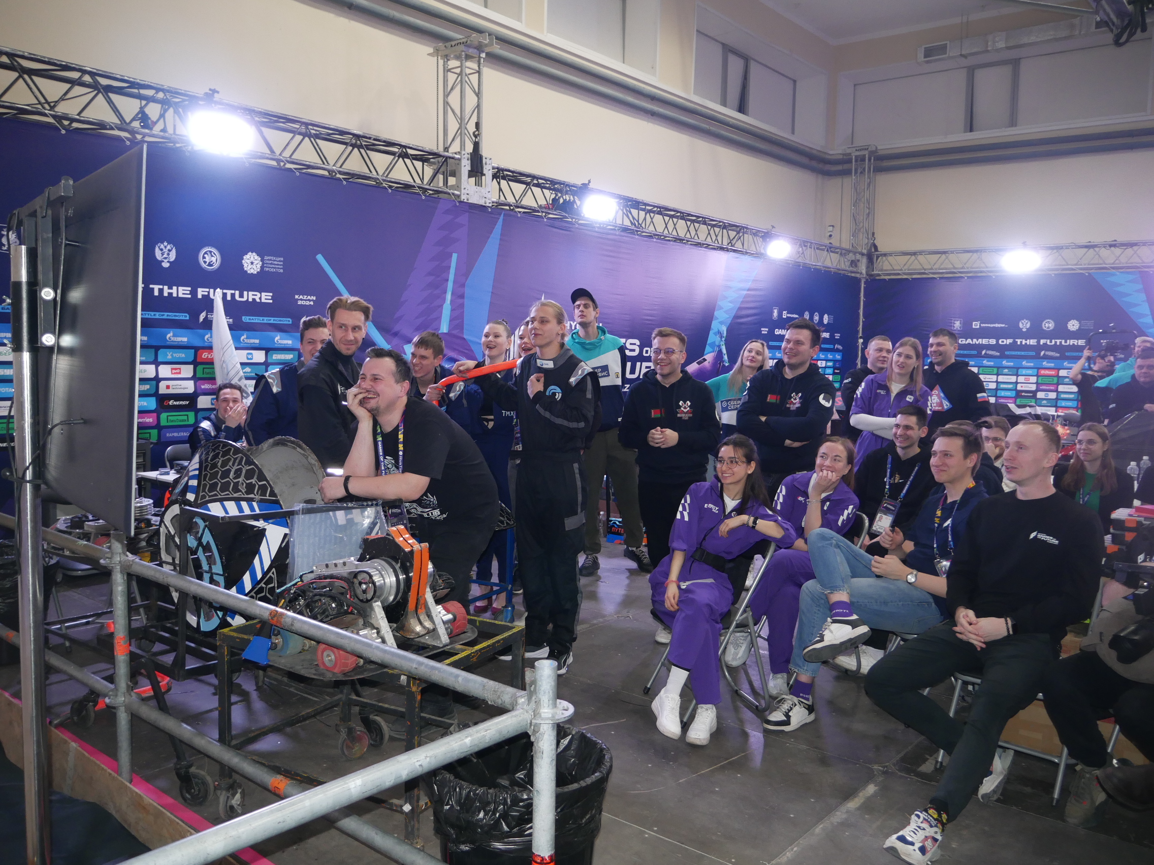 битва роботов на Играх Будущего-2024 в Казани