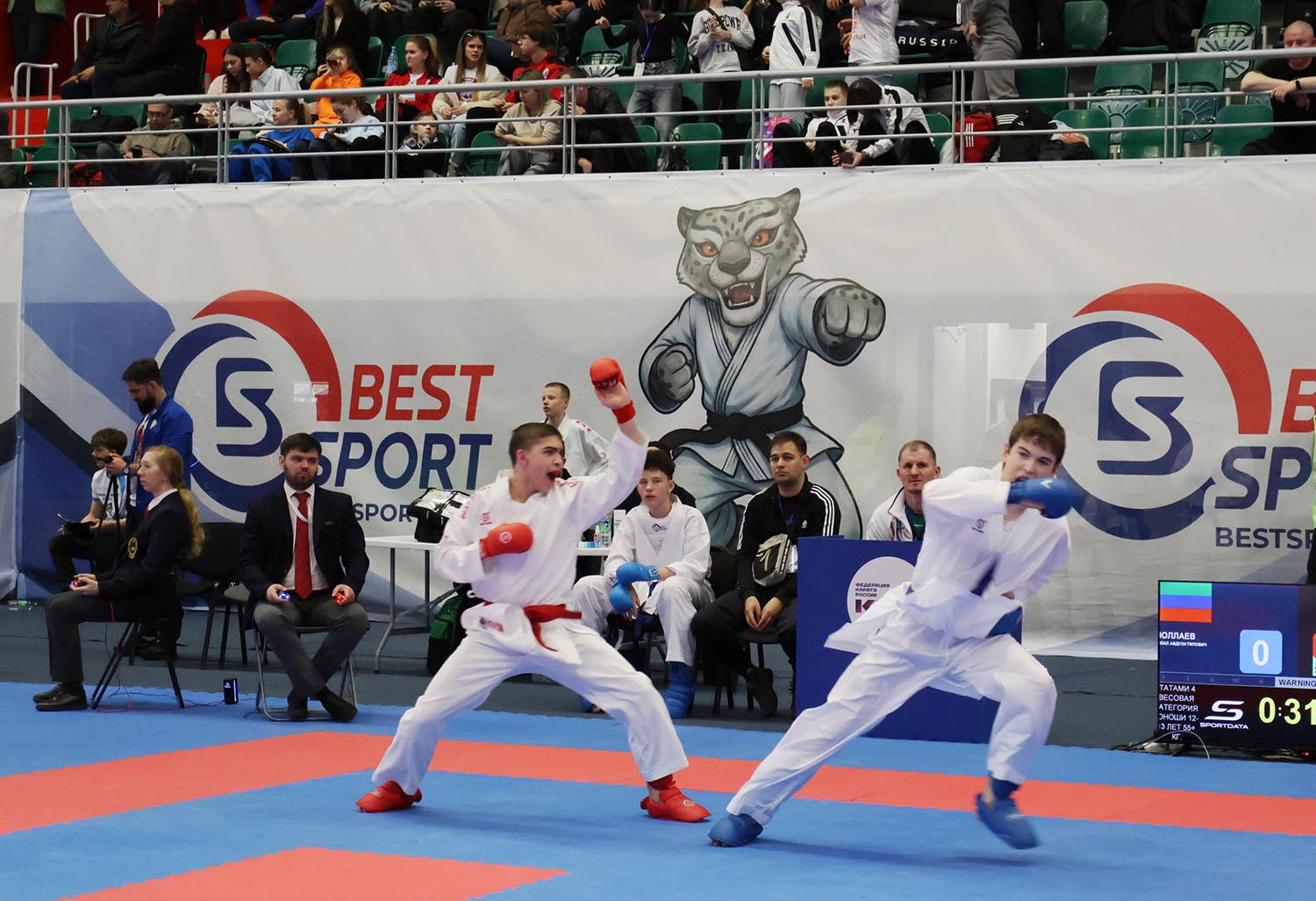 Поединки каратистов – это всегда зрелищно. Фото: Дмитрий Сивков