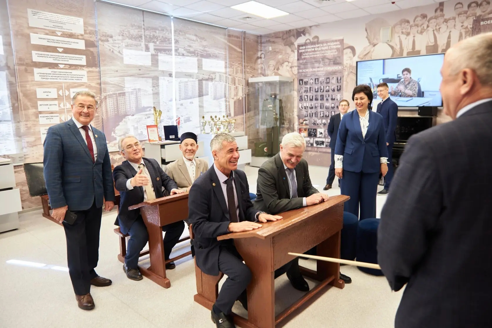 Почетные гости фестиваля зихангиров приняли участие в «Гагаринском диктанте». Фото предоставлено Халилем Гайнутдиновым