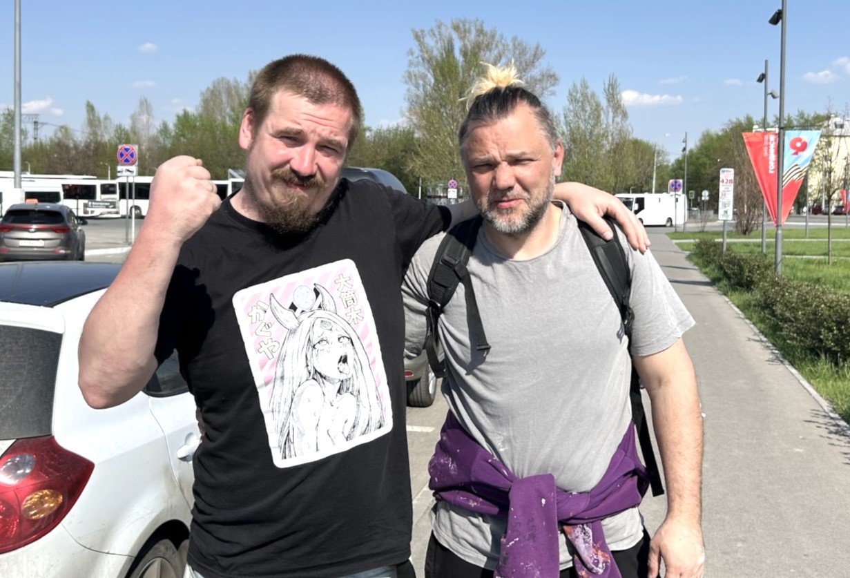 Михаил Остудин и Павел Шугуров думали, что сделать восемь рельефов за два дня невозможно, но неожиданно все получилось. Фото предоставлено Михаилом Остудиным