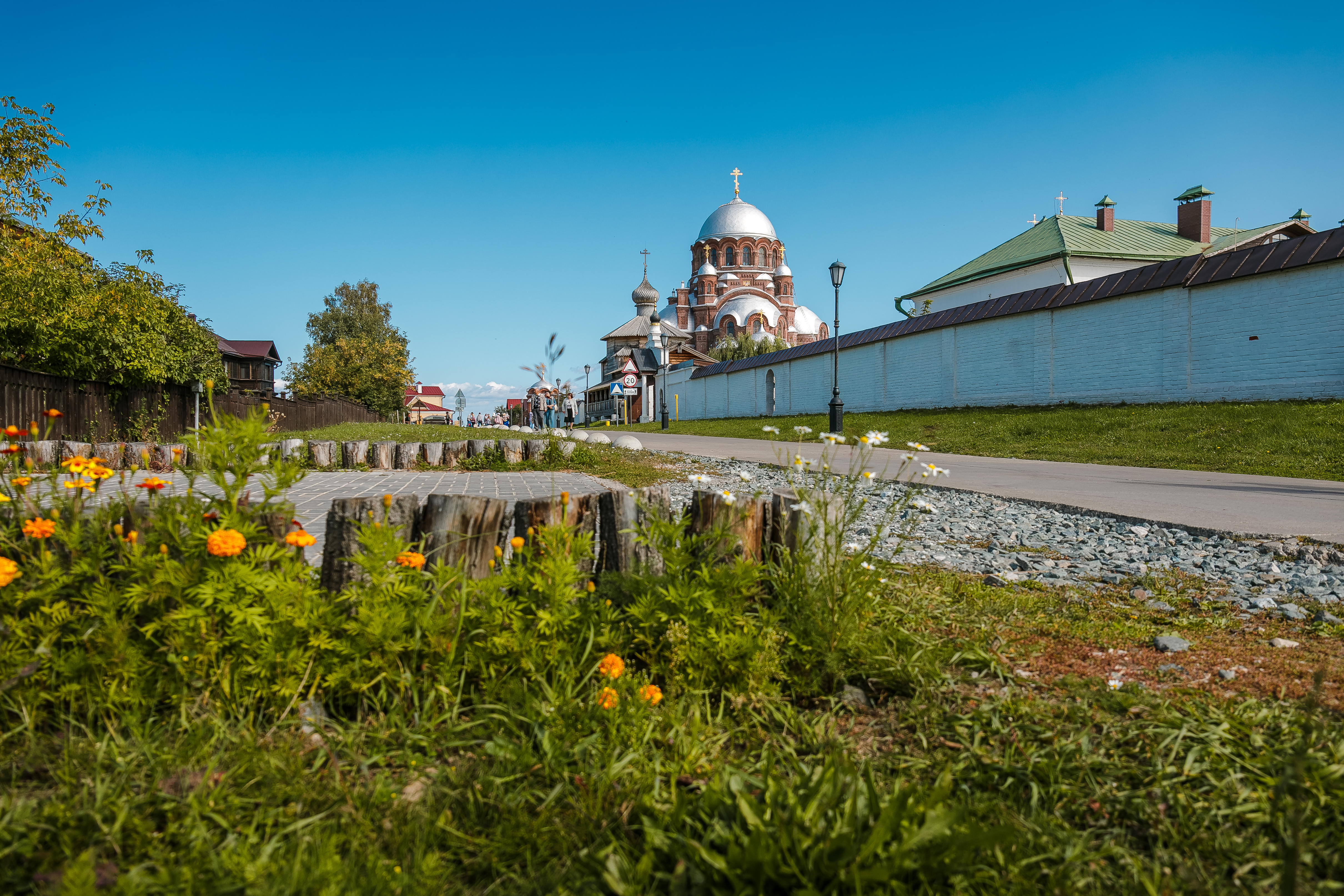 Куда поехать из Казани: день на острове Свияжск