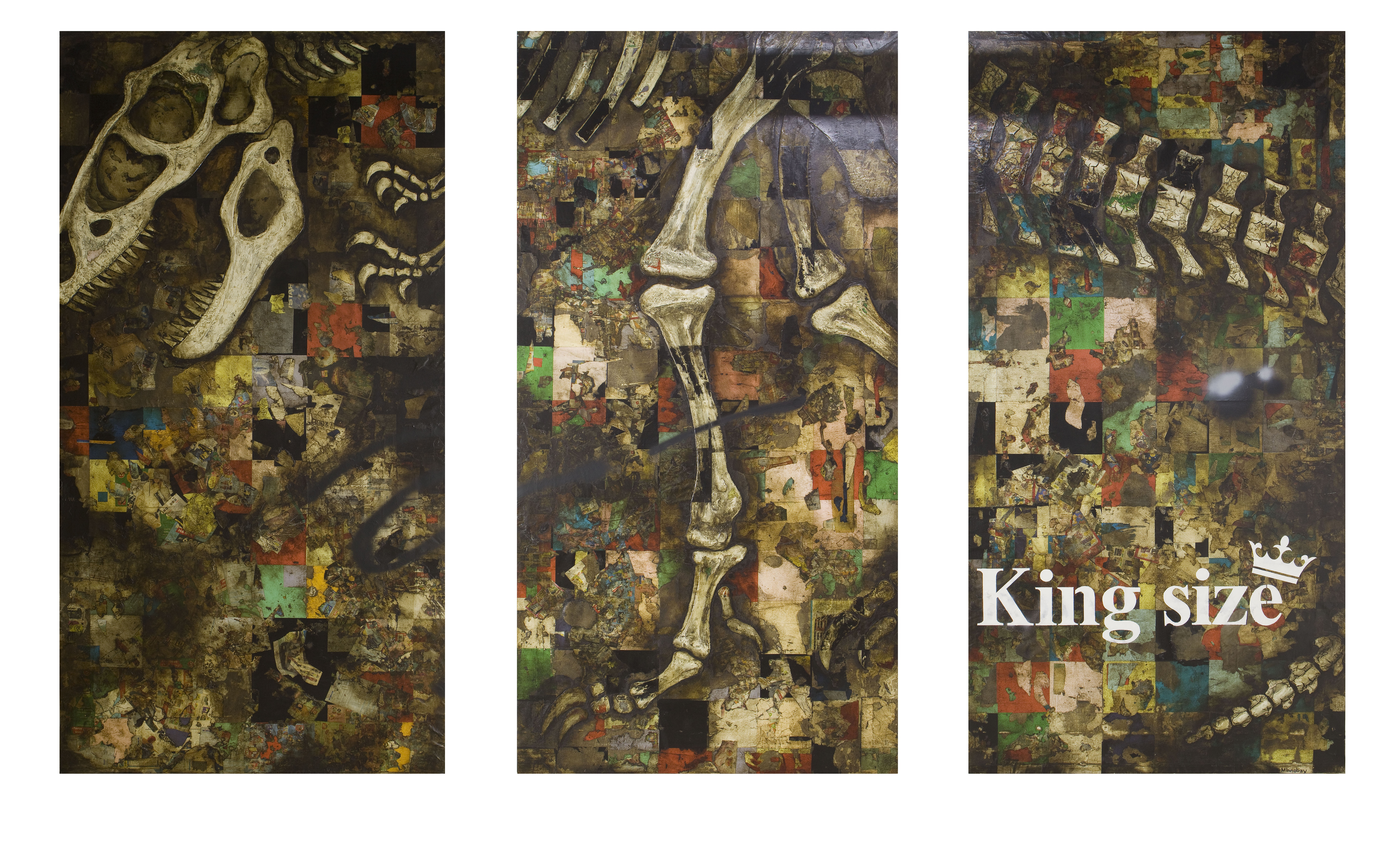 «King size», динозавр, трехчастная композиция, ткань, ПВХ, ресайкл, акриловый герметик, нефть, 300 х 550, 2024 г. Источник фото: галерея «БИЗОN» 