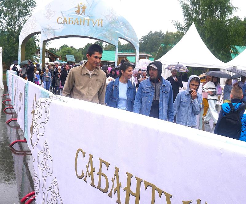 Кто главному Сабантую рад, тот за две недели «алга!»