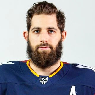 Те, кому знаком мир хоккея, отмечают сходство Константина Игнатова с канадцем Эриком О’Деллом. Фото: khl.ru