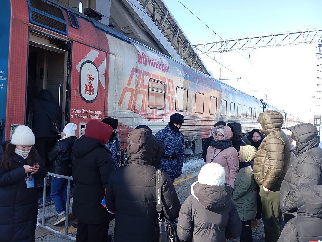На «Поезд Победы» онлайн-билеты казанцы разобрали за три часа, но попасть в вагоны можно и без них