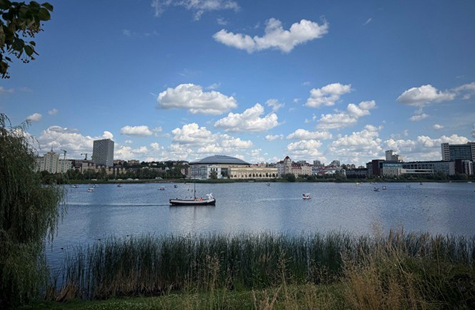 Фото: Набережная озера Кабан