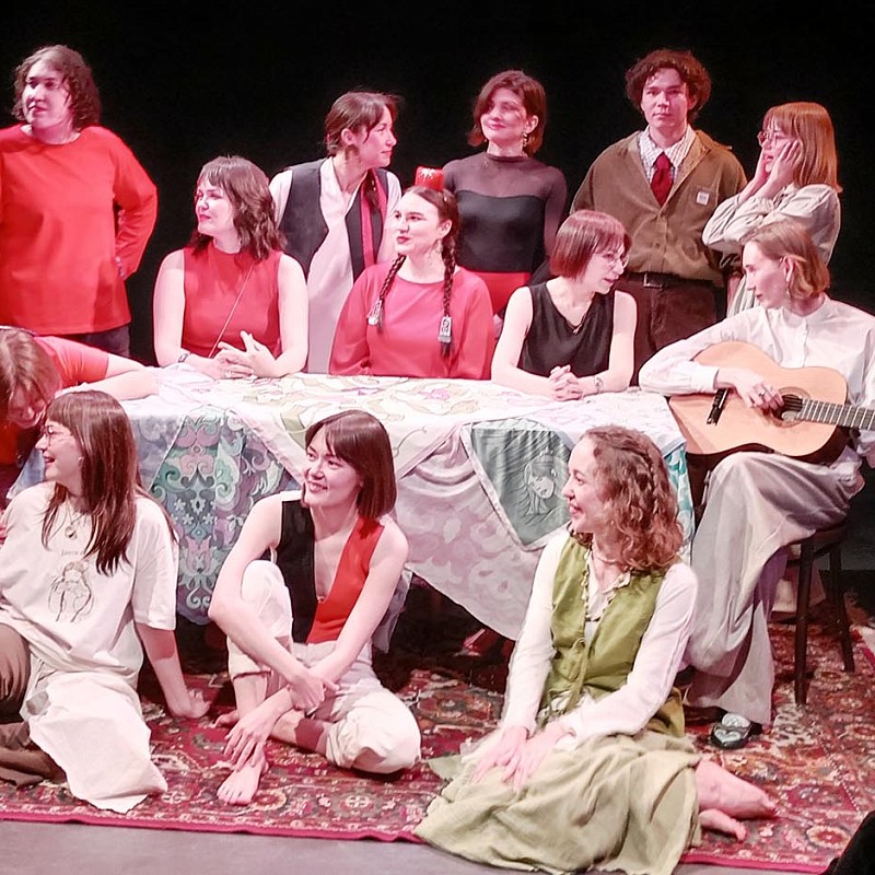 Что нельзя делать татарской девушке, узнали зрители премьеры на театральной площадке MOÑ