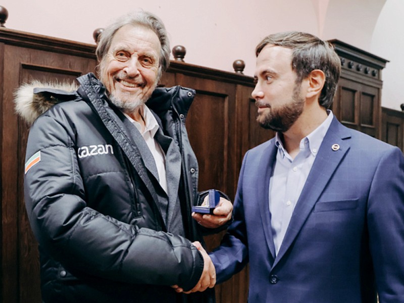 Отец Илона Маска снова приедет в Казань. А вы?